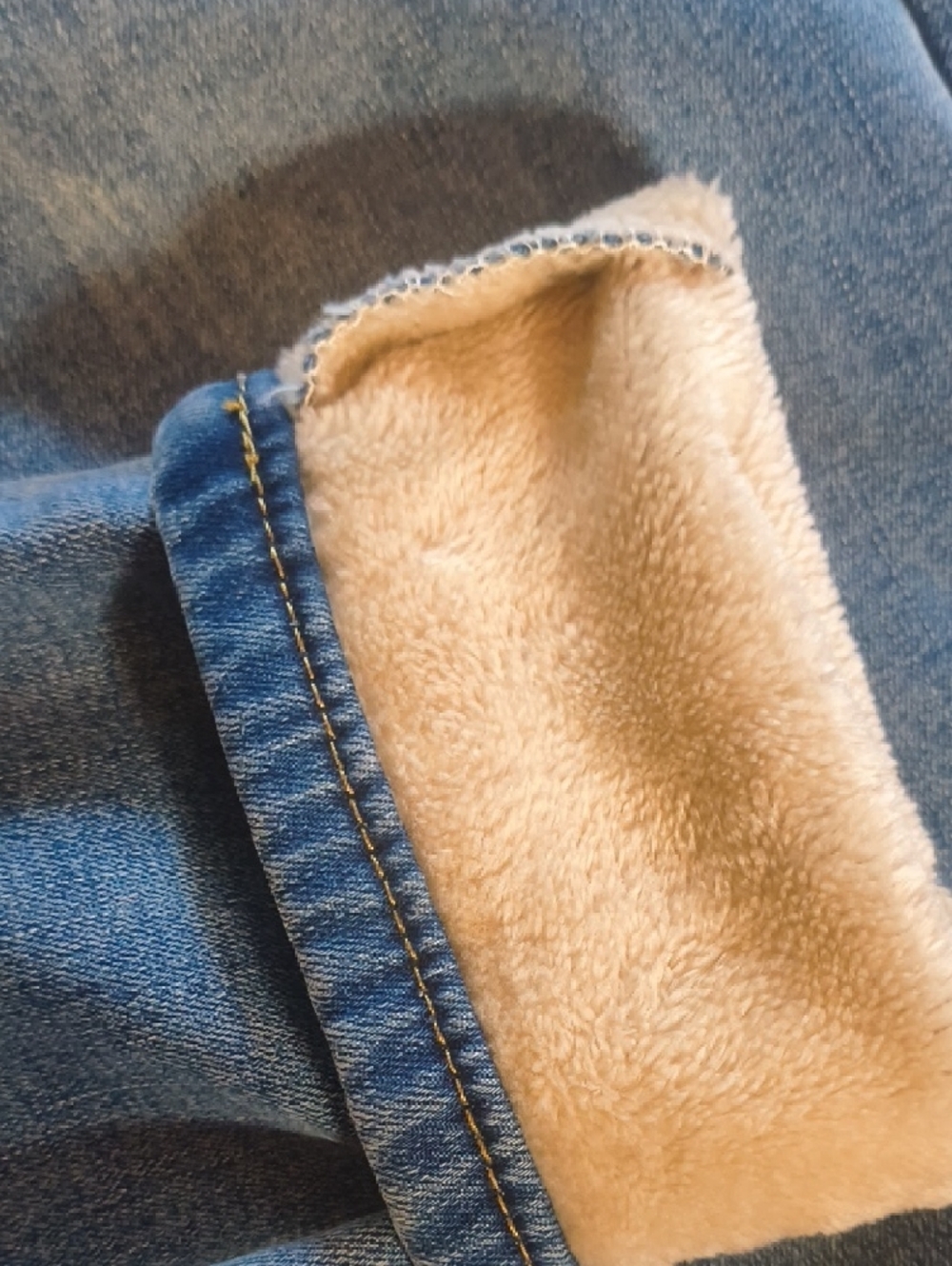Women's Cropped Skinny Sherpa-Lined Jeans - Blue Jeans (Petite 27) - Picture 3 of 13